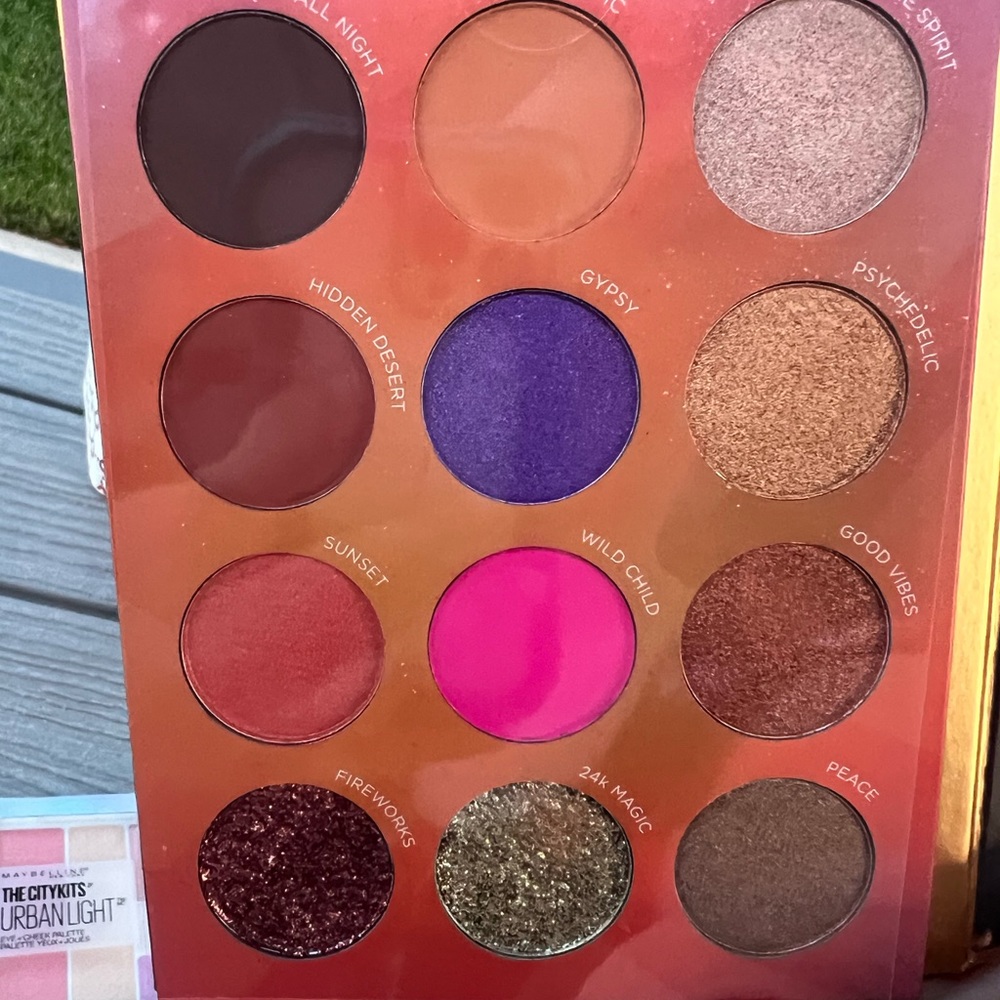 FUN Makeup bundle! - Picture 7 of 12
